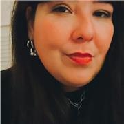 Laureata in legge (Alma Mater Studiorum Unibo) ed abilitata da parecchi anni alla professione forense (avvocato)